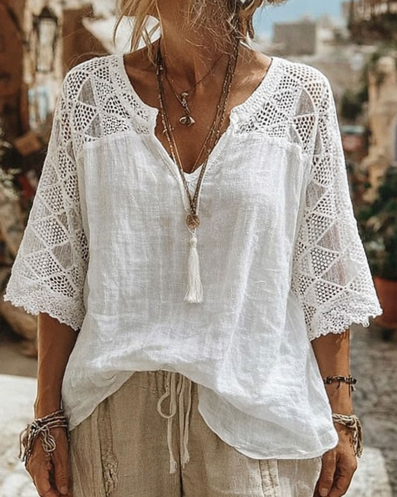 Anna - Blusa con cuello en V y detalles de encaje