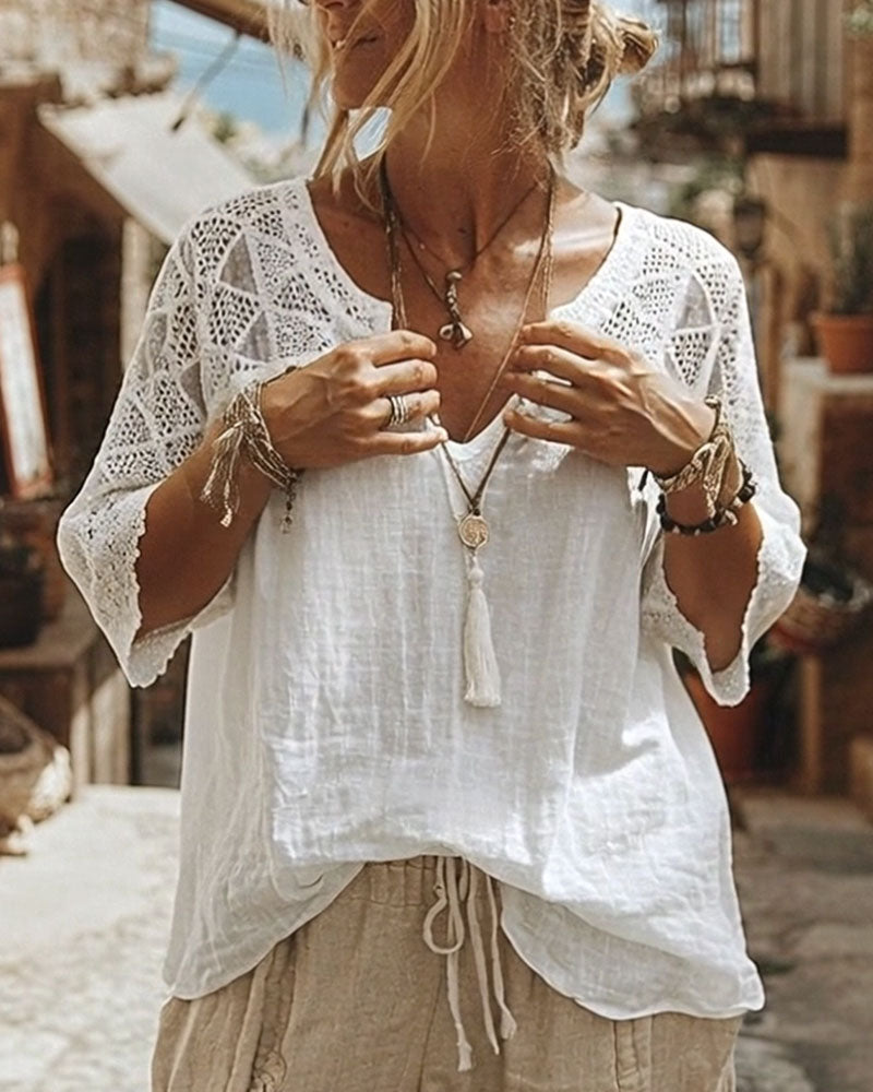 Anna - Blusa con cuello en V y detalles de encaje