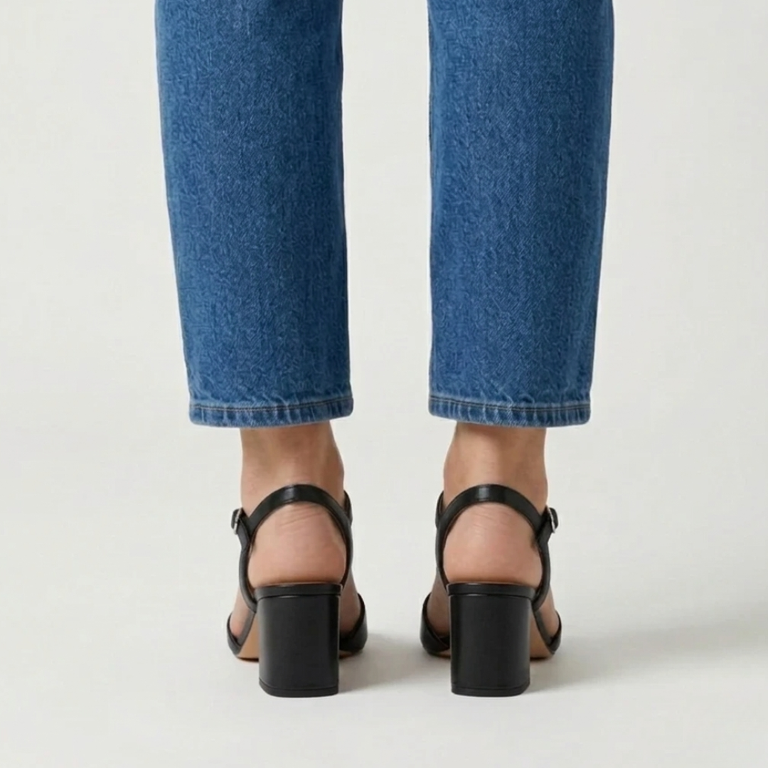 Marisa - Cómoda sandalia para mujer con tacón