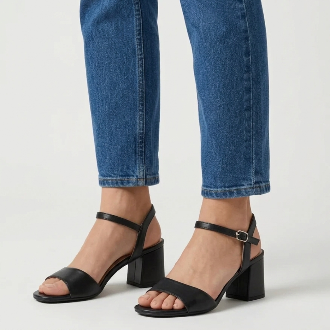 Marisa - Cómoda sandalia para mujer con tacón