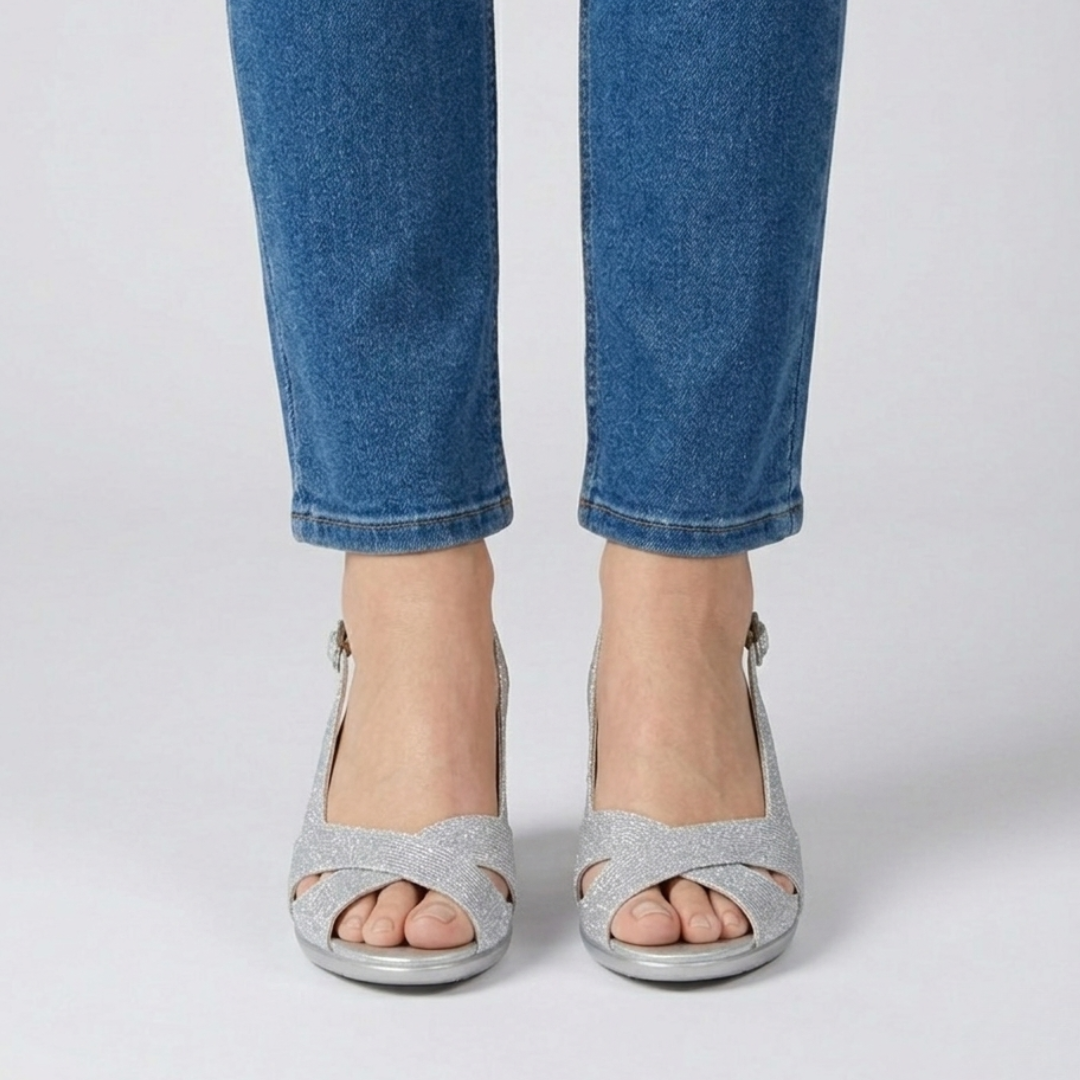 Nora - Cómoda sandalia de tacón para mujer