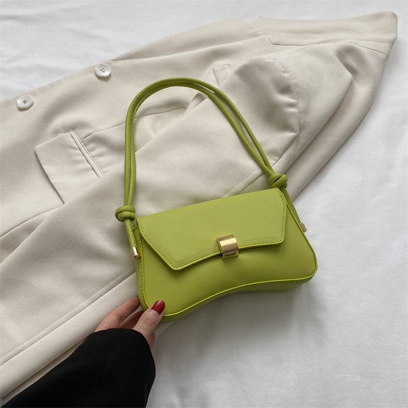June - Bolso