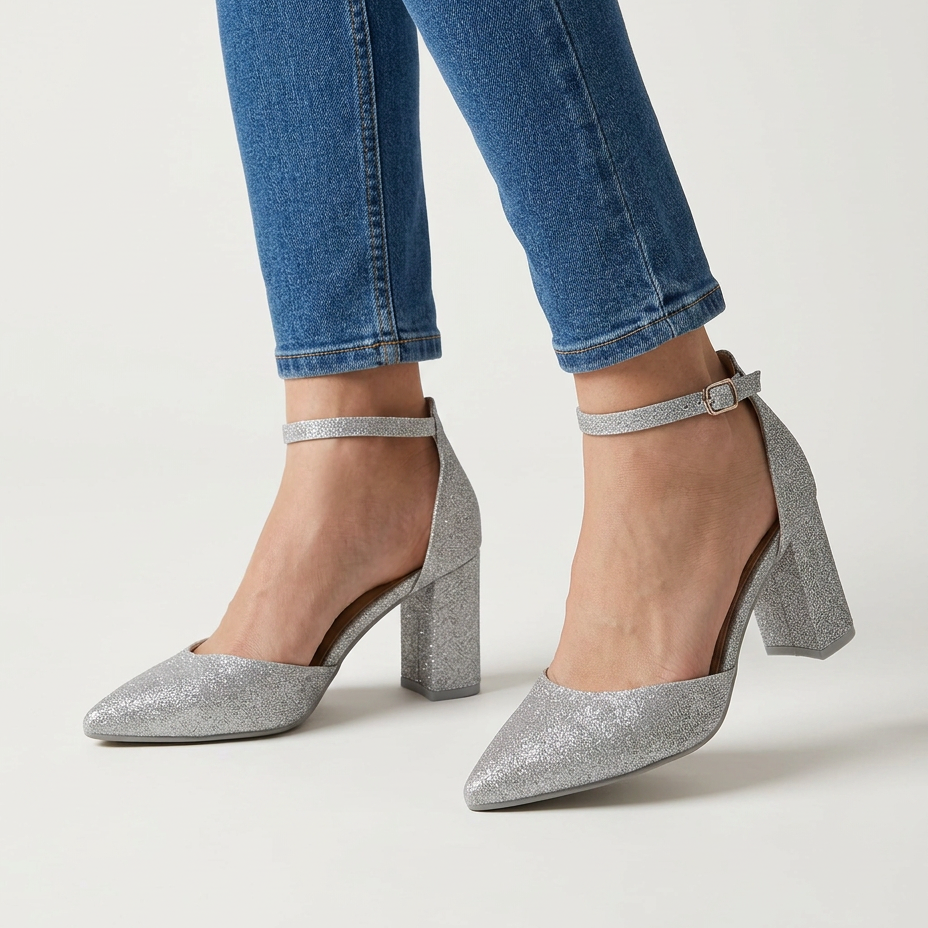 Vega - Cómoda sandalia para mujer con tacón